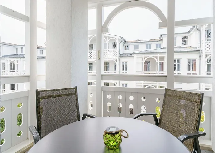 672, Seepark Apartment