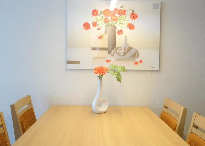 672, Seepark Apartment *